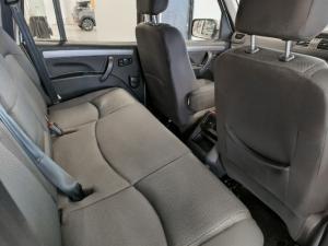 Mahindra Pik Up 2.2CRDe double cab 4x4 S6 manual - Image 9