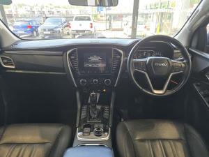 Isuzu mu-X 3.0TD LS 4x4 - Image 17