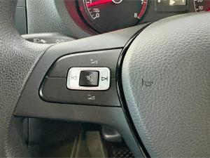 Volkswagen Polo Vivo hatch 1.6 Comfortline auto - Image 11