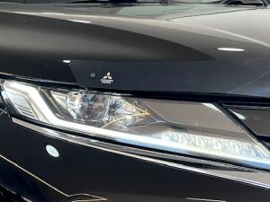 Mitsubishi Pajero Sport 2.4DI-D 4x4 - Image 10
