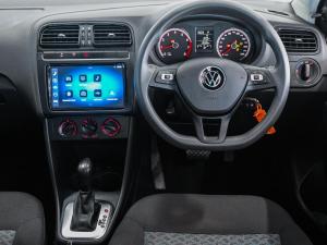 Volkswagen Polo Vivo hatch 1.6 Life - Image 16