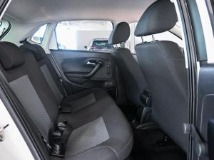 Volkswagen Polo Vivo hatch 1.6 Life - Image 17