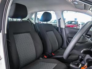 Volkswagen Polo Vivo hatch 1.6 Life - Image 10