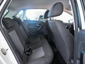 Volkswagen Polo Vivo hatch 1.6 Life - Image 12