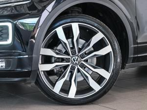 Volkswagen T-Roc 2.0TSI 140kW 4Motion R-Line - Image 6