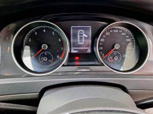 Volkswagen Golf 1.0TSI Comfortline - Image 11