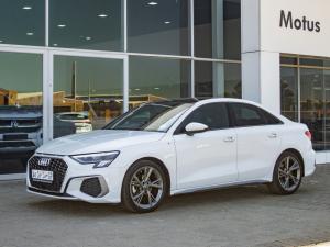 Audi A3 sedan 35TFSI S line - Image 1