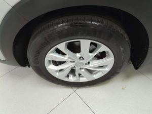 Hyundai Tucson 2.0 Premium automatic - Image 10