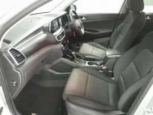 Hyundai Tucson 2.0 Premium automatic - Image 18