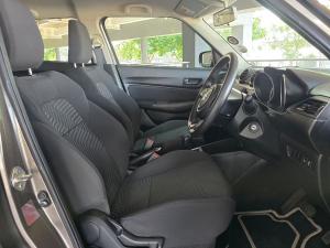 Suzuki Swift 1.2 GL auto - Image 11
