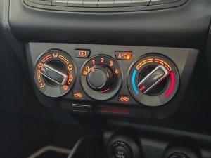 Suzuki Swift 1.2 GL auto - Image 15