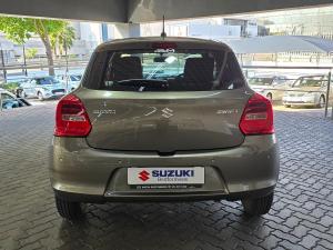 Suzuki Swift 1.2 GL auto - Image 6