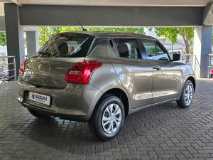 Suzuki Swift 1.2 GL auto - Image 7
