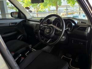 Suzuki Swift 1.2 GL auto - Image 9
