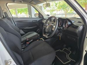 Suzuki Swift 1.2 GL manual - Image 10