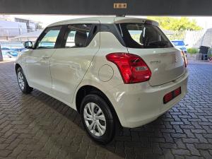 Suzuki Swift 1.2 GL manual - Image 6