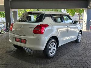 Suzuki Swift 1.2 GL manual - Image 8