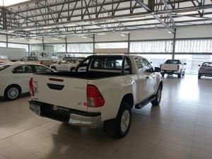 Toyota Hilux 2.4GD-6 Xtra cab SRX - Image 2