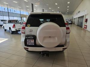 Toyota Land Cruiser Prado 3.0DT VX - Image 5