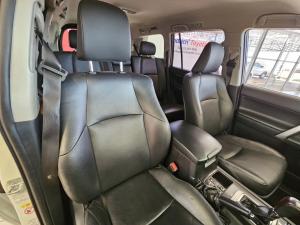 Toyota Land Cruiser Prado 3.0DT VX - Image 15