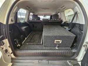Toyota Land Cruiser Prado 3.0DT VX - Image 18