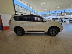 Toyota Land Cruiser Prado 3.0DT VX - Image 3