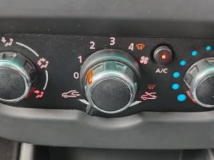 Nissan NP200 1.6 Safety PackS/C - Image 11