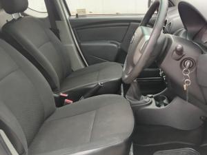 Nissan NP200 1.6 Safety PackS/C - Image 9