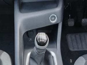 Nissan Magnite 1.0T Acenta - Image 13