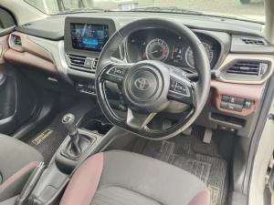 Toyota Starlet Cross 1.5 XS manual - Image 6