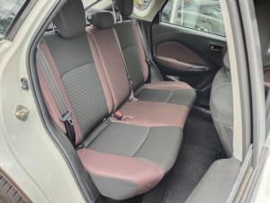 Toyota Starlet Cross 1.5 XS manual - Image 9