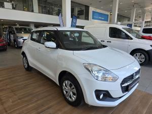 Suzuki Swift 1.2 GL auto - Image 1