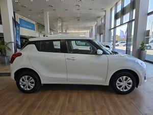 Suzuki Swift 1.2 GL auto - Image 9