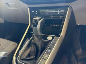 Volkswagen Polo sedan 1.0TSI Style - Image 13