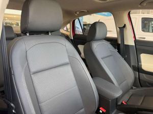 Volkswagen Polo sedan 1.0TSI Style - Image 15