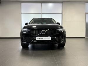 Volvo XC60 B6 AWD Ultimate Dark - Image 3