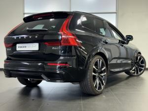 Volvo XC60 B6 AWD Ultimate Dark - Image 9