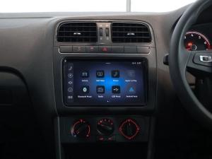 Volkswagen Polo Vivo hatch 1.4 Life - Image 16
