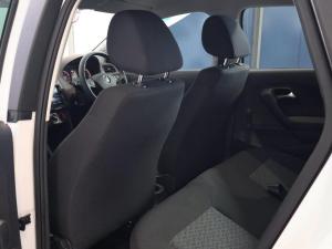 Volkswagen Polo Vivo hatch 1.4 Life - Image 24