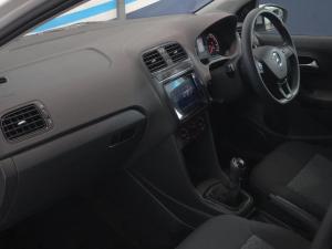 Volkswagen Polo Vivo hatch 1.4 Life - Image 14