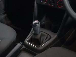 Volkswagen Polo Vivo hatch 1.4 Life - Image 22