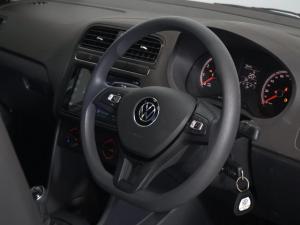Volkswagen Polo Vivo hatch 1.4 Life - Image 23