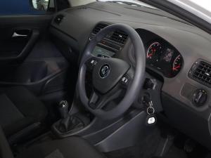 Volkswagen Polo Vivo hatch 1.4 Life - Image 24