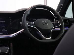 Volkswagen Touareg V6 TDI Executive R-Line - Image 23