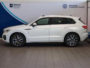 Volkswagen Touareg V6 TDI Executive R-Line - Image 8