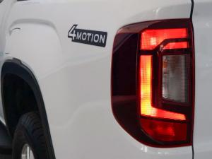 Volkswagen Amarok 2.0TDI double cab Life 4Motion auto - Image 10