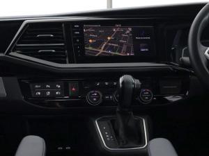 Volkswagen Caravelle 2.0BiTDI Highline 4Motion - Image 22