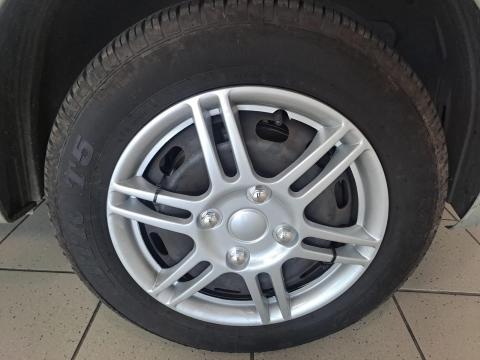 Image Ford Figo 1.4 Ambiente