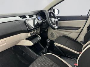Renault Triber 1.0 Prestige / Intens AMT - Image 18