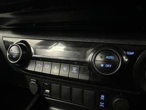 Toyota Hilux 2.8 GD-6 RB Raider automaticD/C - Image 7